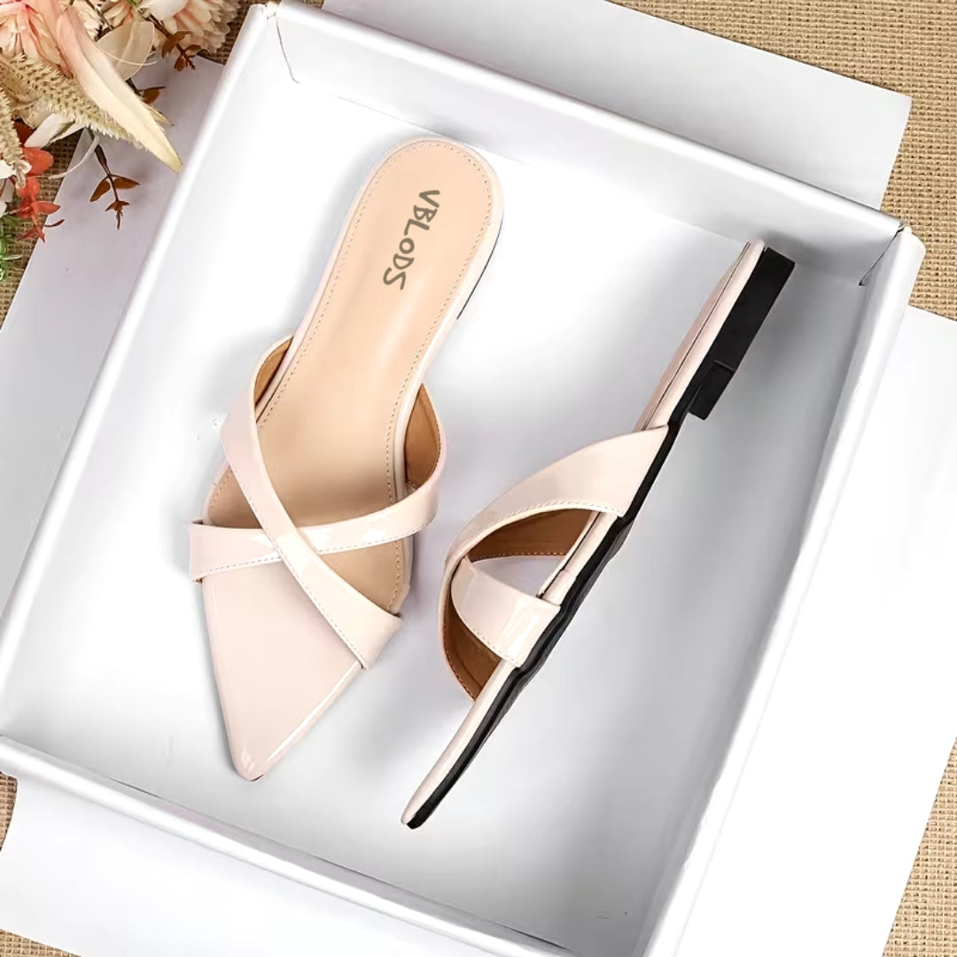 biege x pointed flats